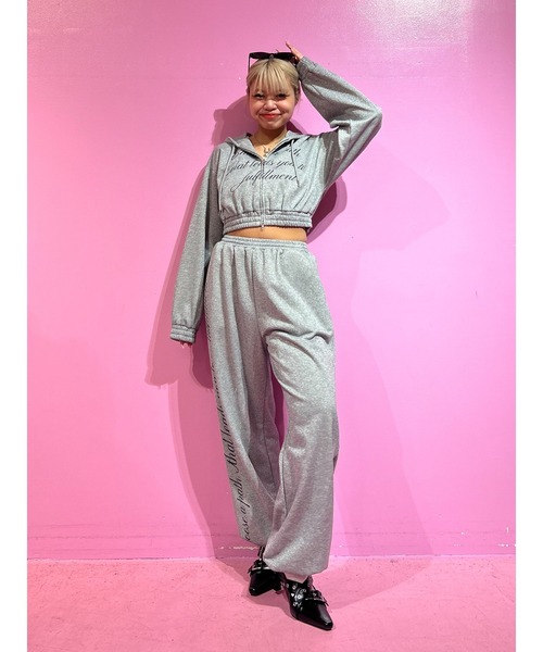 jouetie（ジュエティ）の「ラメクロップドZIPフーディー ジップパーカー（パーカー・レディース・ピンク/グレー/ブラック・MEDIUM）」の7枚目の写真