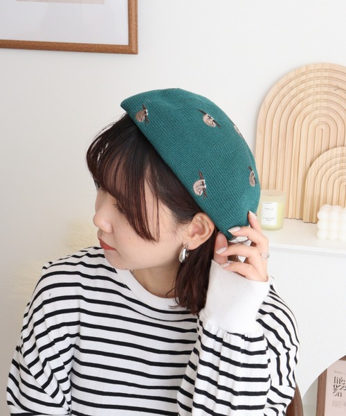 PLEATS PLEASE ターコイズ色ベレー帽 Sense of Grace 帽子 ベレー帽 アニマル刺繍 レディース
