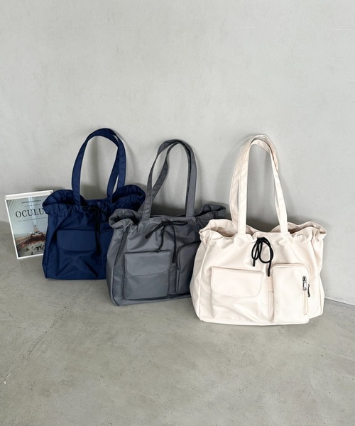 wears（ウェアーズ）の「10色展開【A4収納可／詳細動画付き】大容量 軽量 多収納トートバッグ ナイロン巾着バッグ（トートバッグ・レディース・ブラック/アイボリー/カーキ/ネイビー/チャコールグレー/ホワイト系その他/ライトブルー/ベージュ/イエロー/ピンク・FREE）」の11枚目の写真