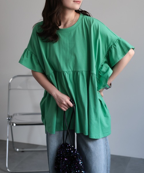 ap retro(アプレトロ)の「ペプラムフリルTee / フレンチスリーブフリルプルオーバー《動画あり》(Tシャツ/カットソー・レディース・チャコール/レッド/アイボリー/ブラック/グリーン/ホワイト・FREE)」の5枚目の写真