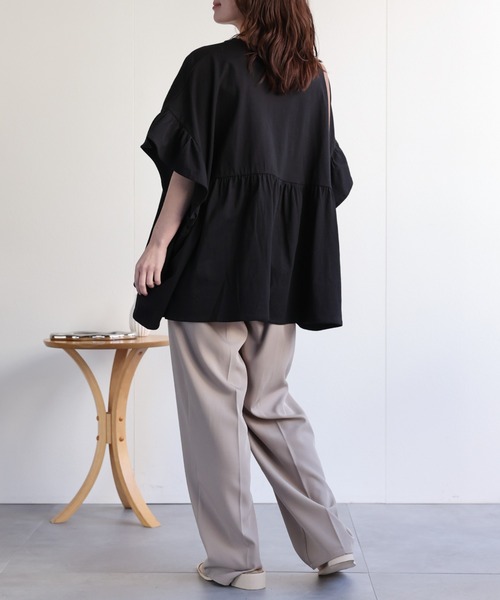 ap retro(アプレトロ)の「ペプラムフリルTee / フレンチスリーブフリルプルオーバー《動画あり》(Tシャツ/カットソー・レディース・チャコール/レッド/アイボリー/ブラック/グリーン/ホワイト・FREE)」の19枚目の写真