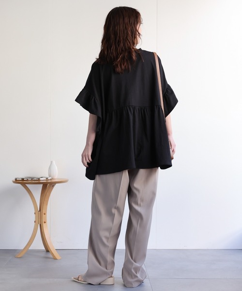 ap retro(アプレトロ)の「ペプラムフリルTee / フレンチスリーブフリルプルオーバー《動画あり》(Tシャツ/カットソー・レディース・チャコール/レッド/アイボリー/ブラック/グリーン/ホワイト・FREE)」の20枚目の写真