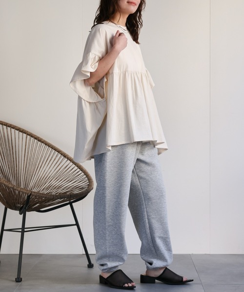 ap retro(アプレトロ)の「ペプラムフリルTee / フレンチスリーブフリルプルオーバー《動画あり》(Tシャツ/カットソー・レディース・チャコール/レッド/アイボリー/ブラック/グリーン/ホワイト・FREE)」の12枚目の写真