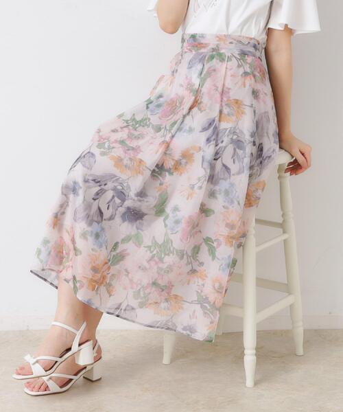 couture brooch(クチュールブローチ)の「【一枚で着映える・華やか・上品】Summerオーガンフルールスカート(スカート・レディース・ライトグレー系/ブラック系/ベージュ系その他4・36/38/40/42)」の1枚目の写真