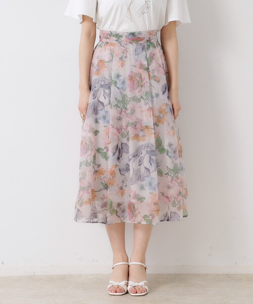 couture brooch(クチュールブローチ)の「【一枚で着映える・華やか・上品】Summerオーガンフルールスカート(スカート・レディース・ライトグレー系/ブラック系/ベージュ系その他4・36/38/40/42)」の20枚目の写真