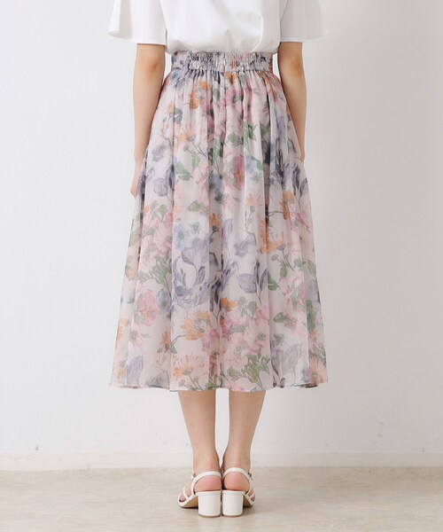 couture brooch(クチュールブローチ)の「【一枚で着映える・華やか・上品】Summerオーガンフルールスカート(スカート・レディース・ライトグレー系/ブラック系/ベージュ系その他4・36/38/40/42)」の22枚目の写真