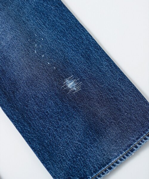 Levi's（リーバイス）の「LEVI’S(R)/リーバイス(R) 別注 501(R) Selvedge Paint Splatters L30（デニムパンツ・メンズ・コバルトブルー・30/31/32/33/34）」の20枚目の写真