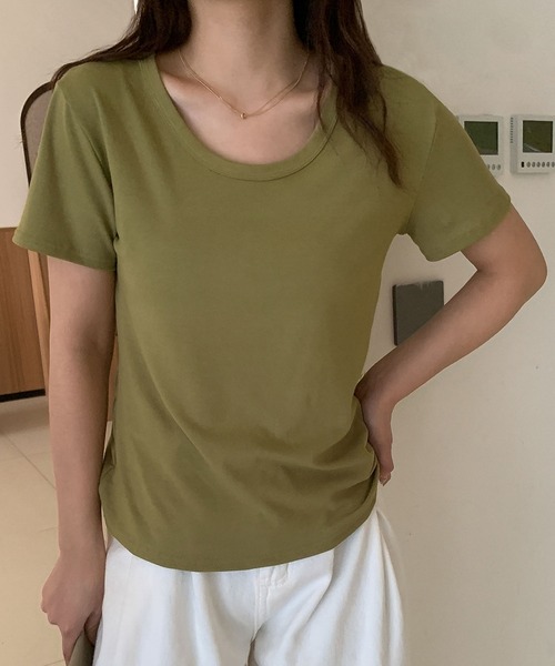 LOWO(ロワ)の「サイドタックUネックTシャツ カットソー(Tシャツ/カットソー・レディース・ブルー/ブラック/カーキ/モカ/ホワイト/ブラウン/ピンク・FREE)」の2枚目の写真