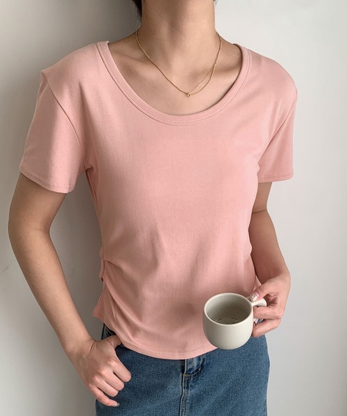 LOWO(ロワ)の「サイドタックUネックTシャツ カットソー(Tシャツ/カットソー・レディース・ブルー/ブラック/カーキ/モカ/ホワイト/ブラウン/ピンク・FREE)」の7枚目の写真