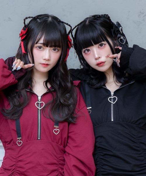 DearMyLove(ディアマイラブ)の「ハートスタッズギャザー裏毛ワンピース(ワンピース・レディース・ボルドー/ホワイト/チャコールグレー/ブラック・3L/LL/LARGE/MEDIUM)」の21枚目の写真