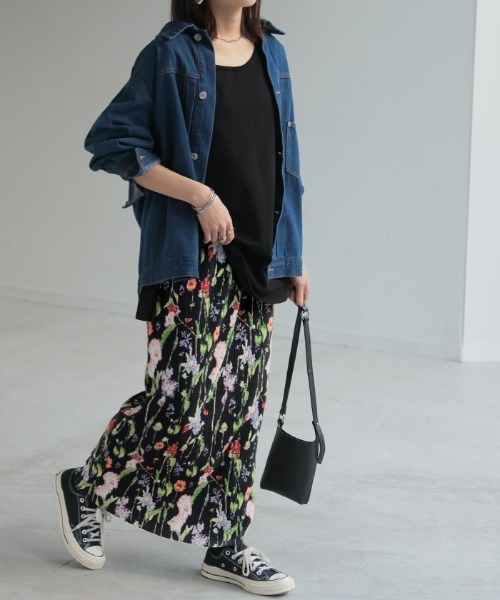 HUG.U(ハグユー)の「花柄プリーツスカート(スカート・レディース・ブラック/ホワイト・FREE)」の15枚目の写真