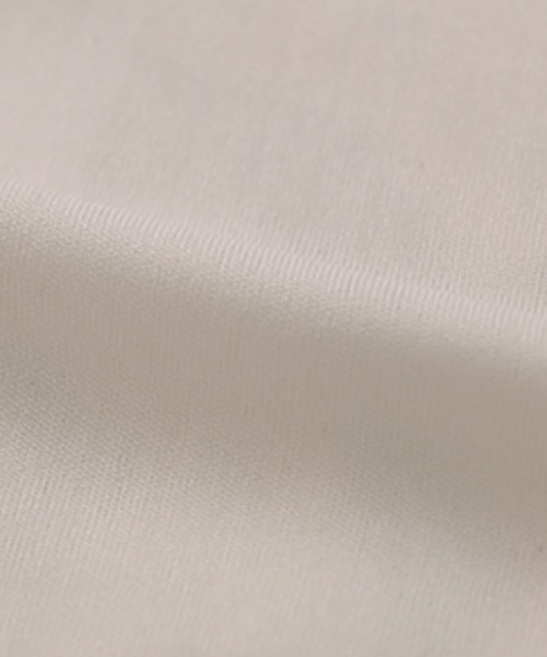 HUG.U(ハグユー)の「花柄プリーツスカート(スカート・レディース・ブラック/ホワイト・FREE)」の4枚目の写真