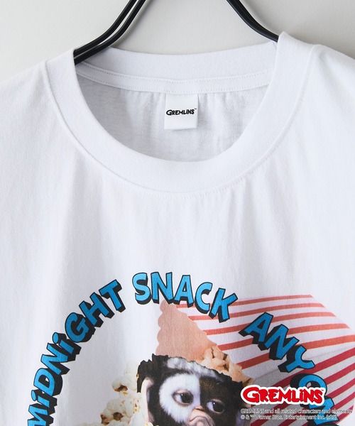 LB/S （エルビーエス）の「【Gremlins/グレムリン】オリジナルデザインTシャツ ギズモ　ドロップショルダー ビッグシルエット　ユニセックス（Tシャツ/カットソー・メンズ・ブラック系その他/ホワイト系その他2/パープル系その他/ベージュ系その他/ブルー系その他2/ベージュ系その他3/ブラック系その他3/ホワイト系その他3・LARGE/SMALL/X-LARGE/MEDIUM）」の12枚目の写真