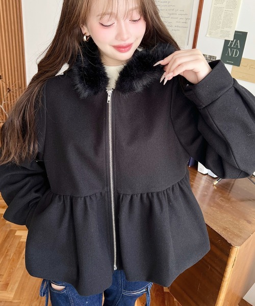 セール】ファーフードペプラムバルーンブルゾン（ブルゾン）｜moment+