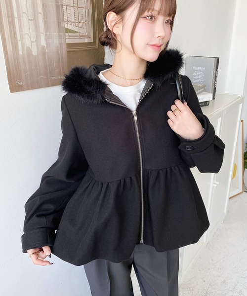 セール】ファーフードペプラムバルーンブルゾン（ブルゾン）｜moment+