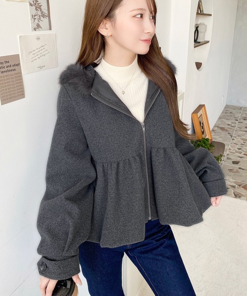 セール】ファーフードペプラムバルーンブルゾン（ブルゾン）｜moment+