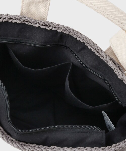 THE SHOP TK (ザ ショップ ティーケー )の「ロゴ雑材バッグ(ショルダーバッグ・レディース・ベージュ系その他2/ベージュ系その他7/チャコール・00)」の13枚目の写真