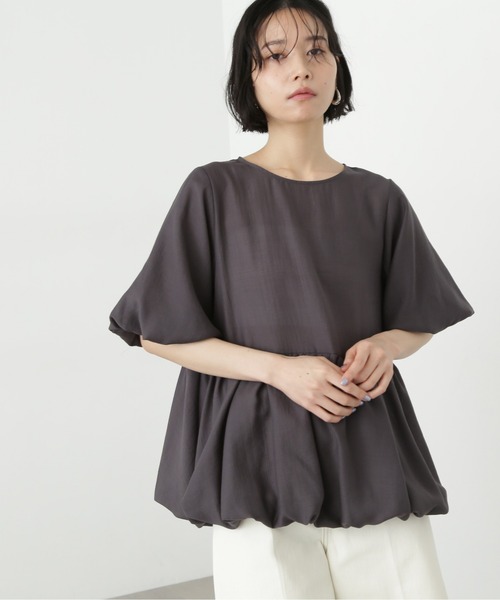N.(N. Natural Beauty Basic)(エヌエヌナチュラルビューティーベーシック)の「シアーペプラムブラウス(シャツ/ブラウス・レディース・チャコールグレー/ライトグリーン/ベージュ・MEDIUM)」の8枚目の写真