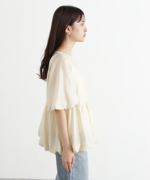 N.(N. Natural Beauty Basic)(エヌエヌナチュラルビューティーベーシック)の「シアーペプラムブラウス(シャツ/ブラウス・レディース・チャコールグレー/ライトグリーン/ベージュ・MEDIUM)」の18枚目の写真