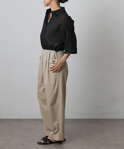 COLONY 2139（コロニートゥーワンスリーナイン）の「シアー裾ドロストワイドスリーブシャツ（シャツ/ブラウス・レディース・オフホワイト/グレー/ブラック/サックスブルー・FREE）」の14枚目の写真