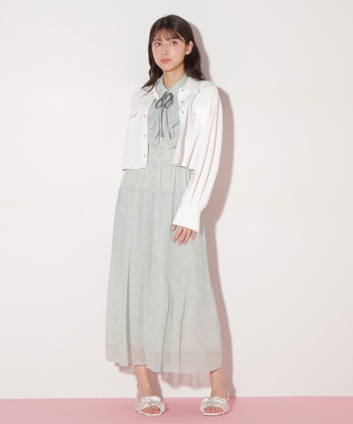 JILL by JILL STUART（ジルバイジルスチュアート）の「◇サイドリボンショート丈シャツ（シャツ/ブラウス・レディース・ブルー/インディゴブルー/ホワイト・FREE）」の6枚目の写真