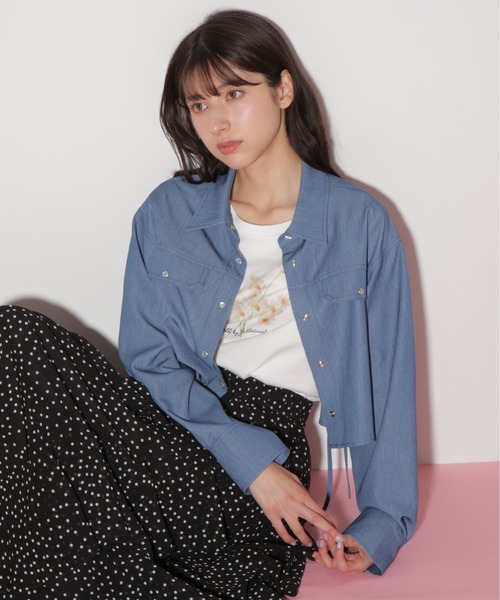 JILL by JILL STUART（ジルバイジルスチュアート）の「◇サイドリボンショート丈シャツ（シャツ/ブラウス・レディース・ブルー/インディゴブルー/ホワイト・FREE）」の8枚目の写真