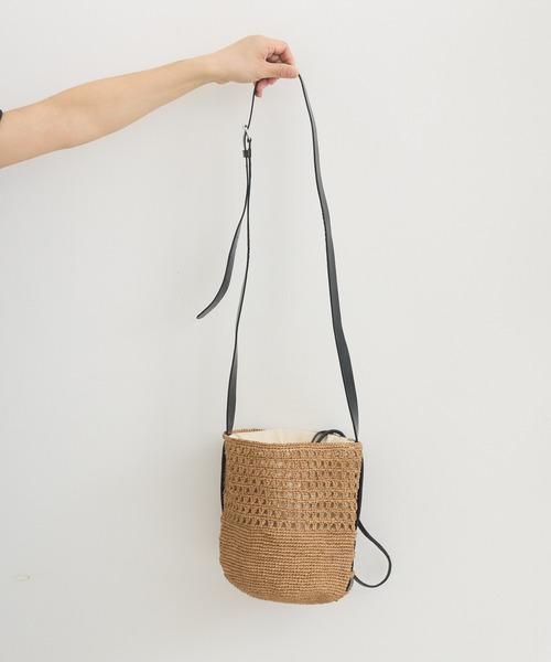 KATHARINE ROSS（キャサリンロス）の「【KATHARINE ROSS】【MADE IN MADA】ショルダーバッグ（ショルダーバッグ・レディース・ブラック/キャメル・MEDIUM）」の18枚目の写真