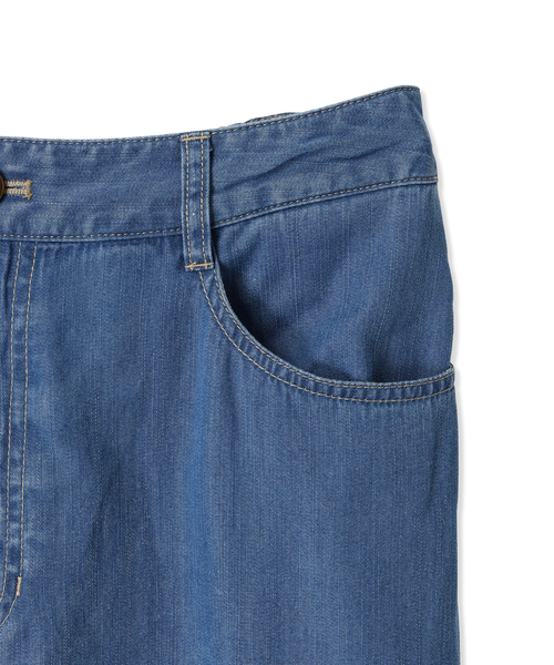 Petit Honfleur（プチオンフルール）の「デニムワイドパンツ（デニムパンツ・レディース・ネイビー/ブルー・70/61/64/67）」の8枚目の写真