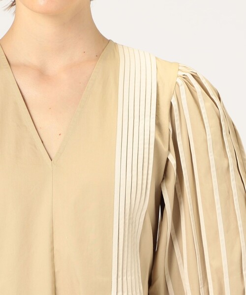 TOMORROWLAND (トゥモローランド)の「BODICE STUDIO V neck midi Vネックドレス(ワンピース・レディース・ライトベージュ・XS)」の5枚目の写真