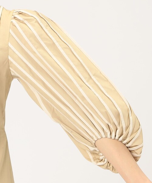 TOMORROWLAND (トゥモローランド)の「BODICE STUDIO V neck midi Vネックドレス(ワンピース・レディース・ライトベージュ・XS)」の7枚目の写真