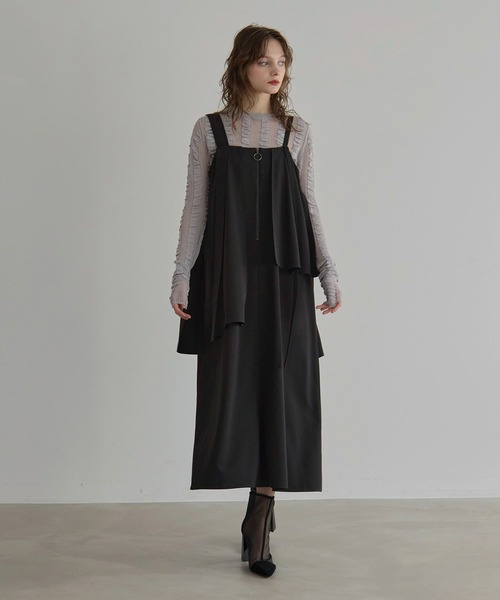 MIELI INVARIANT(ミエリインヴァリアント)の「Shirring Stripe Knit Tops(ニット/セーター・レディース・ブルーグレー/ブラック/クリーム・FREE)」の14枚目の写真