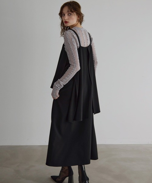 MIELI INVARIANT(ミエリインヴァリアント)の「Shirring Stripe Knit Tops(ニット/セーター・レディース・ブルーグレー/ブラック/クリーム・FREE)」の15枚目の写真