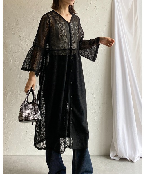She's Closet(シーズクローゼット)の「半端袖ボリュームスリーブ深Vネックロング丈レースワンピース(ワンピース・レディース・ライトベージュ/オフホワイト/ブラック・FREE)」の6枚目の写真