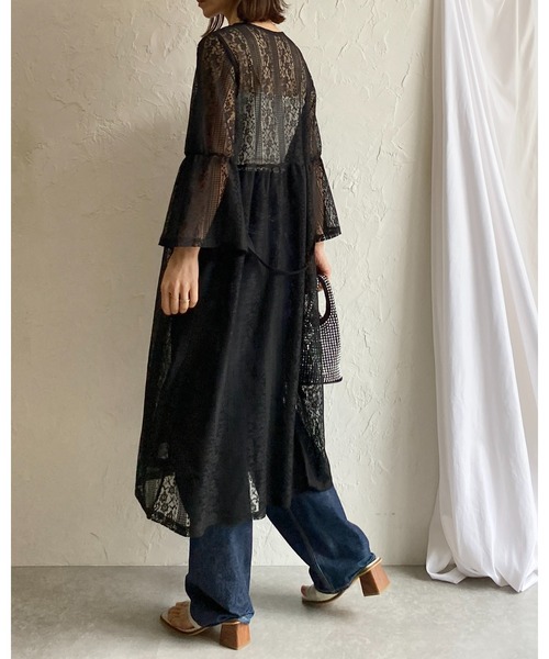 She's Closet(シーズクローゼット)の「半端袖ボリュームスリーブ深Vネックロング丈レースワンピース(ワンピース・レディース・ライトベージュ/オフホワイト/ブラック・FREE)」の8枚目の写真