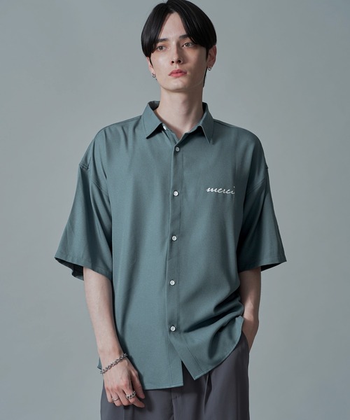 BROWNY(ブラウニー)の「BROWNY/アムンゼンワンポイントBIGシャツ(シャツ/ブラウス・メンズ・ホワイト/ブラック/サックスブルー・MEDIUM/LARGE)」の1枚目の写真