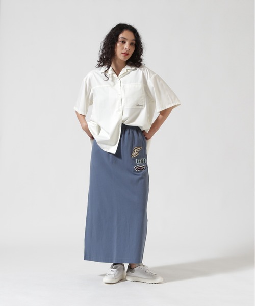 AVIREX（アヴィレックス）の「《WEB&DEPOT限定》JERSEY SKIRT PATCHED/ジャージ スカート パッチ（スカート・レディース・ホワイト/ブルー系その他/ブラック・F）」の5枚目の写真