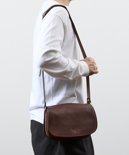 SLOW（スロウ）の「SLOW スロウ / cb-mailbag- クロムステアレザーショルダーバッグ 牛革メールバッグ / 858S55R（ショルダーバッグ・メンズ・ブラック/チョコ・FREE）」の13枚目の写真
