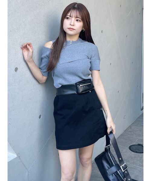 MURUA（ムルーア）の「フェイクレザーミニポケットミニスカート（スカート・レディース・ブラック/アイボリー・2/1）」の9枚目の写真