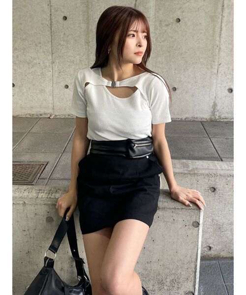 MURUA（ムルーア）の「フェイクレザーミニポケットミニスカート（スカート・レディース・ブラック/アイボリー・2/1）」の16枚目の写真