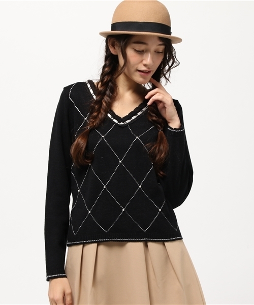 axes femme（アクシーズファム）の「ラメライン入ダイヤ柄プルオーバー（ニット/セーター・レディース・キナリ/ピンク/ブラック・MEDIUM）」の2枚目の写真