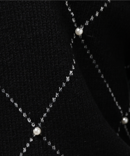 axes femme（アクシーズファム）の「ラメライン入ダイヤ柄プルオーバー（ニット/セーター・レディース・キナリ/ピンク/ブラック・MEDIUM）」の5枚目の写真