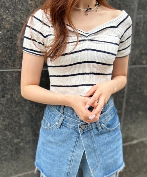 ipugo(イプゴ)の「ipugo/イプゴ ボーダーリブクロップド Tシャツ 秋物 秋服 2026年秋冬(Tシャツ/カットソー・レディース・アイボリー・FREE)」の1枚目の写真