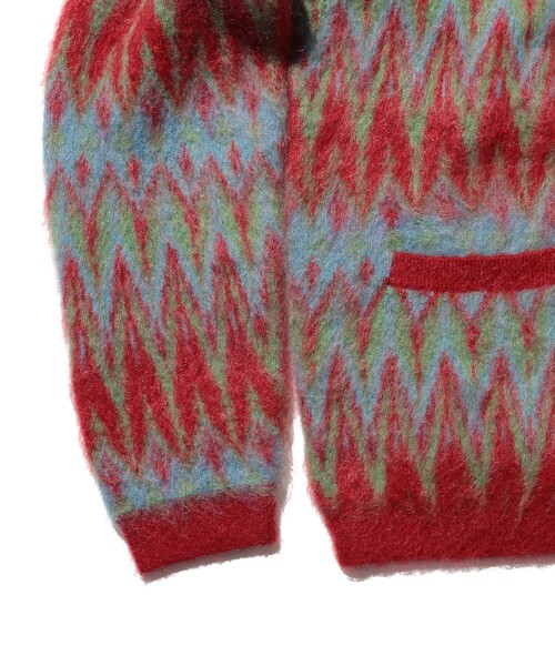 BEAMS PLUS（ビームスプラス）の「ダブル ジャカード シェブロン パターン カーディガン（カーディガン/ボレロ・メンズ・ネイビー/レッド・XL/L/M/S）」の8枚目の写真