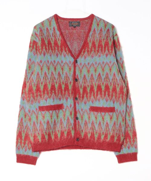 BEAMS PLUS（ビームスプラス）の「ダブル ジャカード シェブロン パターン カーディガン（カーディガン/ボレロ・メンズ・ネイビー/レッド・XL/L/M/S）」の3枚目の写真