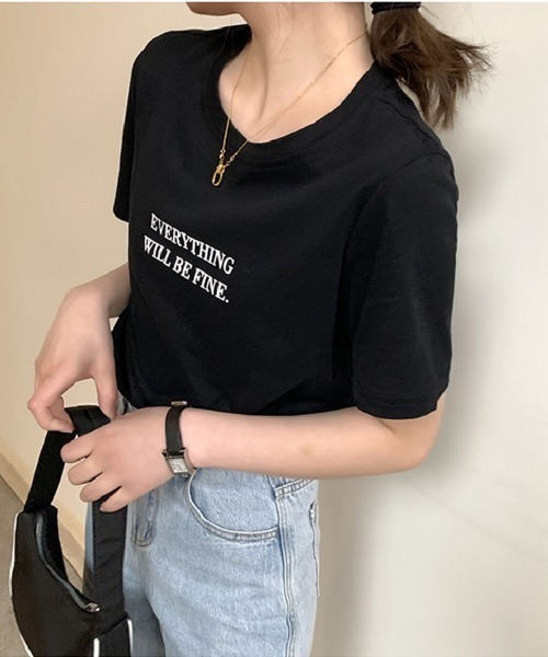 Beststore(ベストストア)の「ロゴTシャツ トップス(Tシャツ/カットソー・レディース・ホワイト/ブラック・FREE)」の3枚目の写真