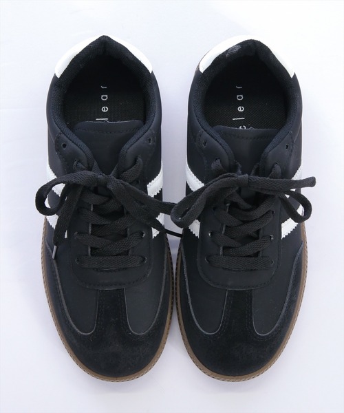 clear（クリア）の「ダブルラインスニーカー[着回し抜群 軽量 ベーシック]≪SS新作≫（スニーカー・レディース・オフホワイト/ブラック・L/M）」の6枚目の写真