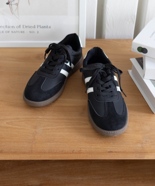 clear（クリア）の「ダブルラインスニーカー[着回し抜群 軽量 ベーシック]≪新色追加≫（スニーカー・レディース・オフホワイト/ブラック/ピンク・L/M）」の17枚目の写真