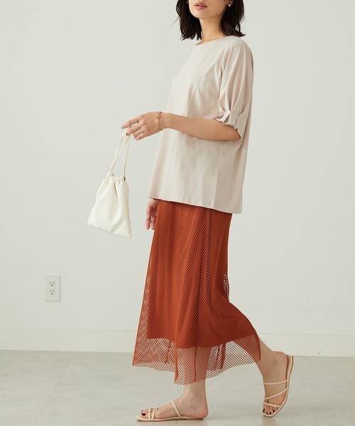 BELLUNA PLUS(ベルーナ)の「ヒンヤリ!袖タックデザインプルオーバー(Tシャツ/カットソー・レディース・グレイッシュベージュ/フューシャピンク/ロイヤルブルー・X-LARGE/LARGE/MEDIUM)」の8枚目の写真