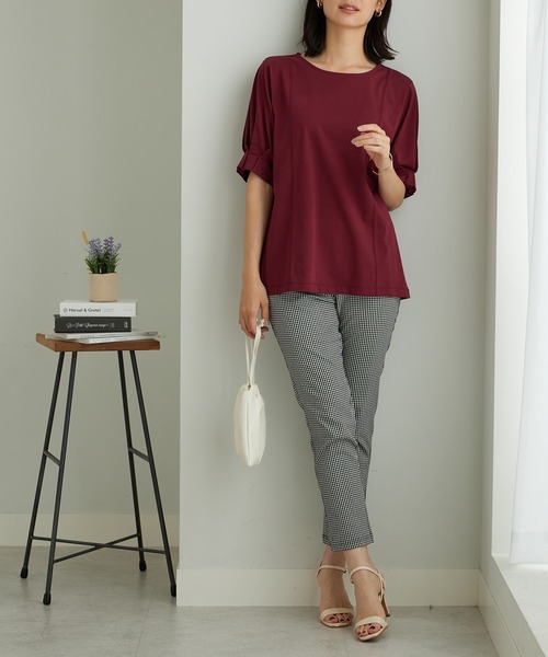 BELLUNA PLUS(ベルーナ)の「ヒンヤリ!袖タックデザインプルオーバー(Tシャツ/カットソー・レディース・グレイッシュベージュ/フューシャピンク/ロイヤルブルー・X-LARGE/LARGE/MEDIUM)」の20枚目の写真