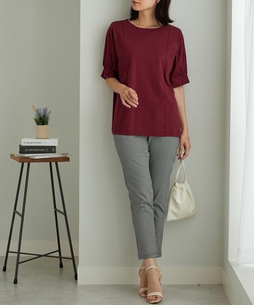 BELLUNA PLUS(ベルーナ)の「ヒンヤリ!袖タックデザインプルオーバー(Tシャツ/カットソー・レディース・グレイッシュベージュ/フューシャピンク/ロイヤルブルー・X-LARGE/LARGE/MEDIUM)」の21枚目の写真